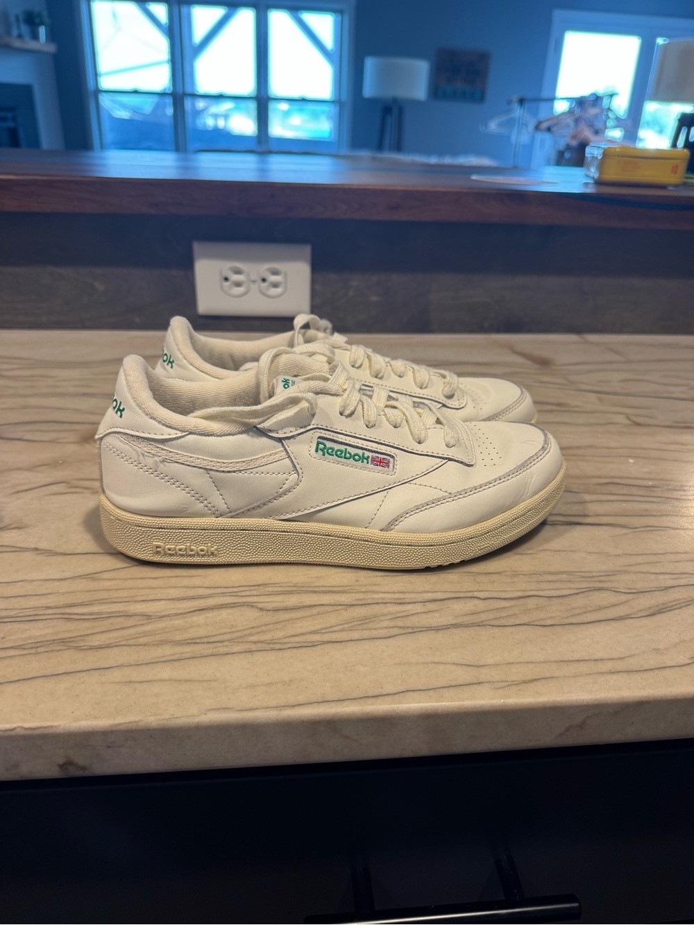 Reebok Women’s Classic Leather Shoes in White